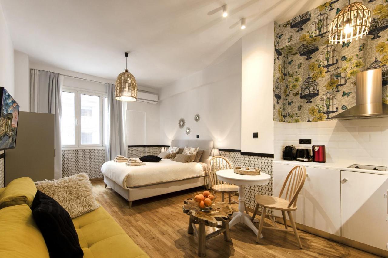 Pangsapuri studio 36 m² dengan 1 bilik mandi peribadi di Omonia Athens Luaran gambar