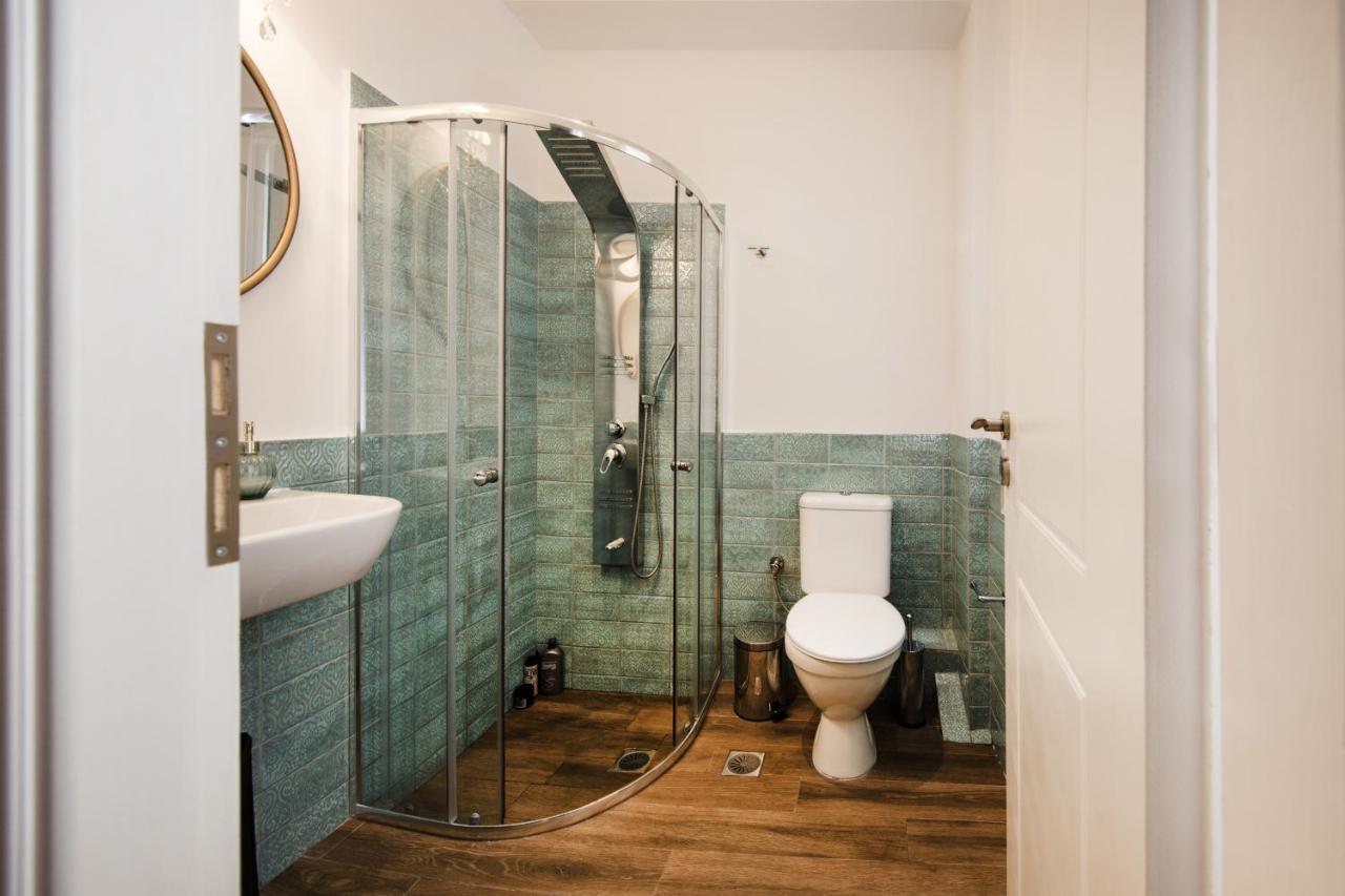 Pangsapuri studio 36 m² dengan 1 bilik mandi peribadi di Omonia Athens Luaran gambar