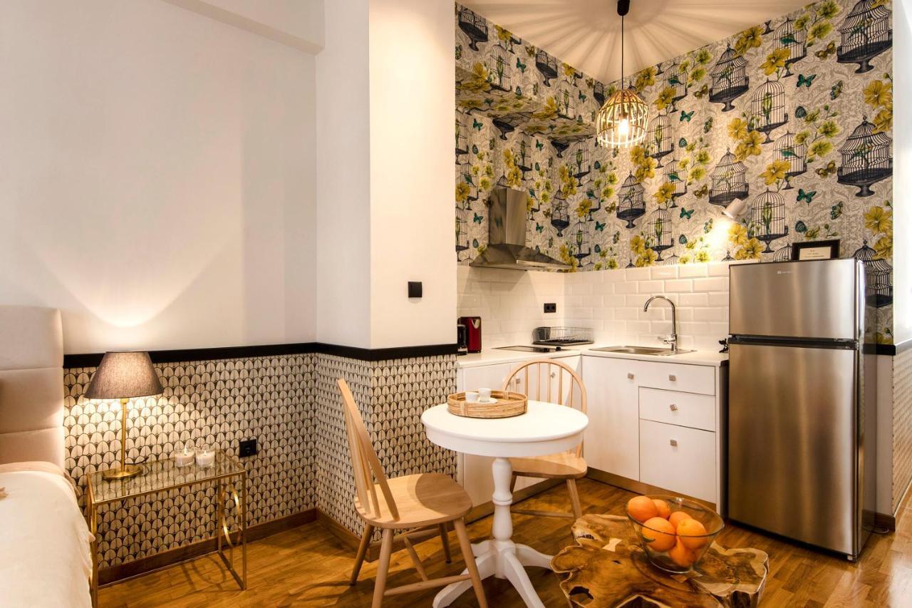 Pangsapuri studio 36 m² dengan 1 bilik mandi peribadi di Omonia Athens Luaran gambar